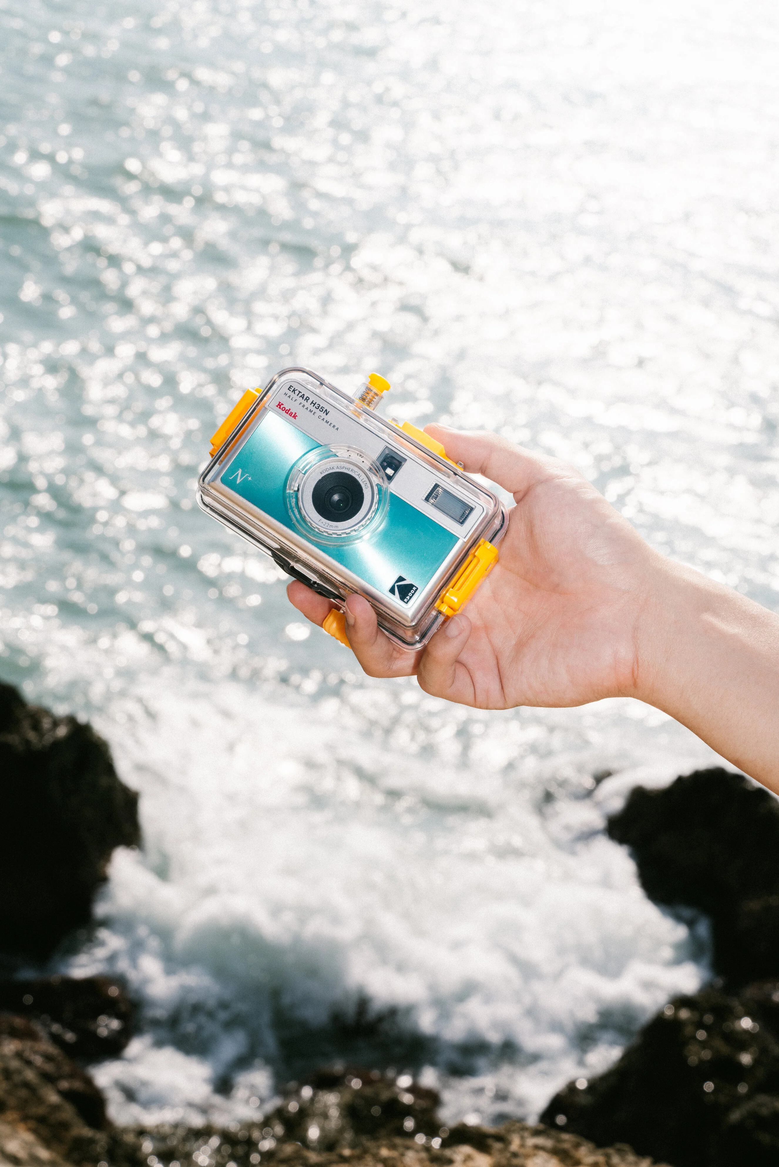 KODAK EKTAR H35N<br/> Half Frame Film Camera<br/> Premium Kit - Image 7